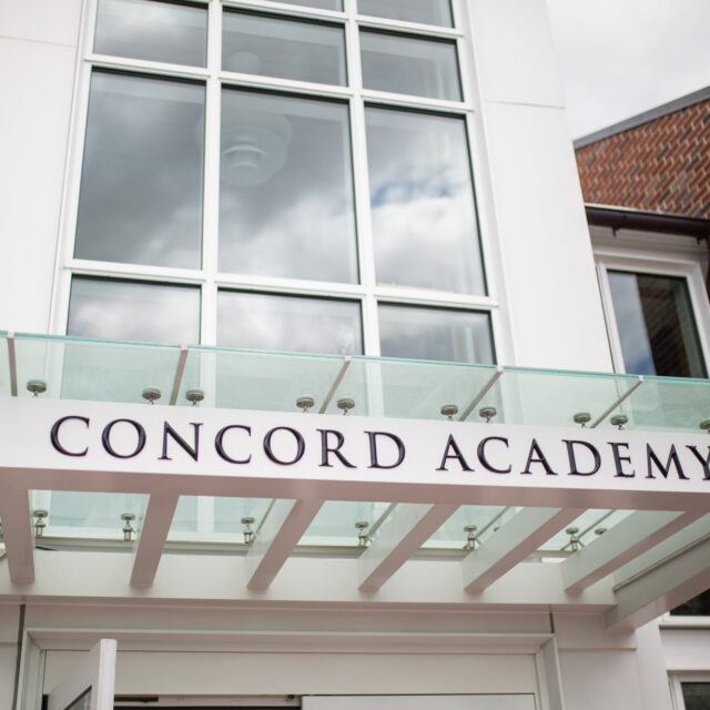 An image of the Concord Academy building.