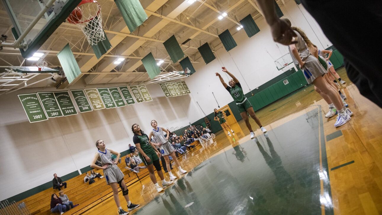 Learn more about Concord Academy’s girls varsity basketball team.