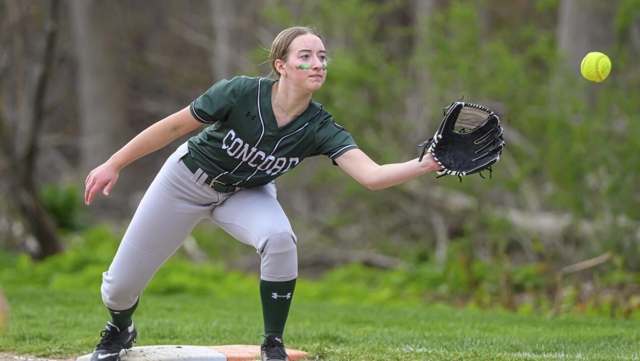 Learn more about Concord Academy’s girls varsity softball team.
