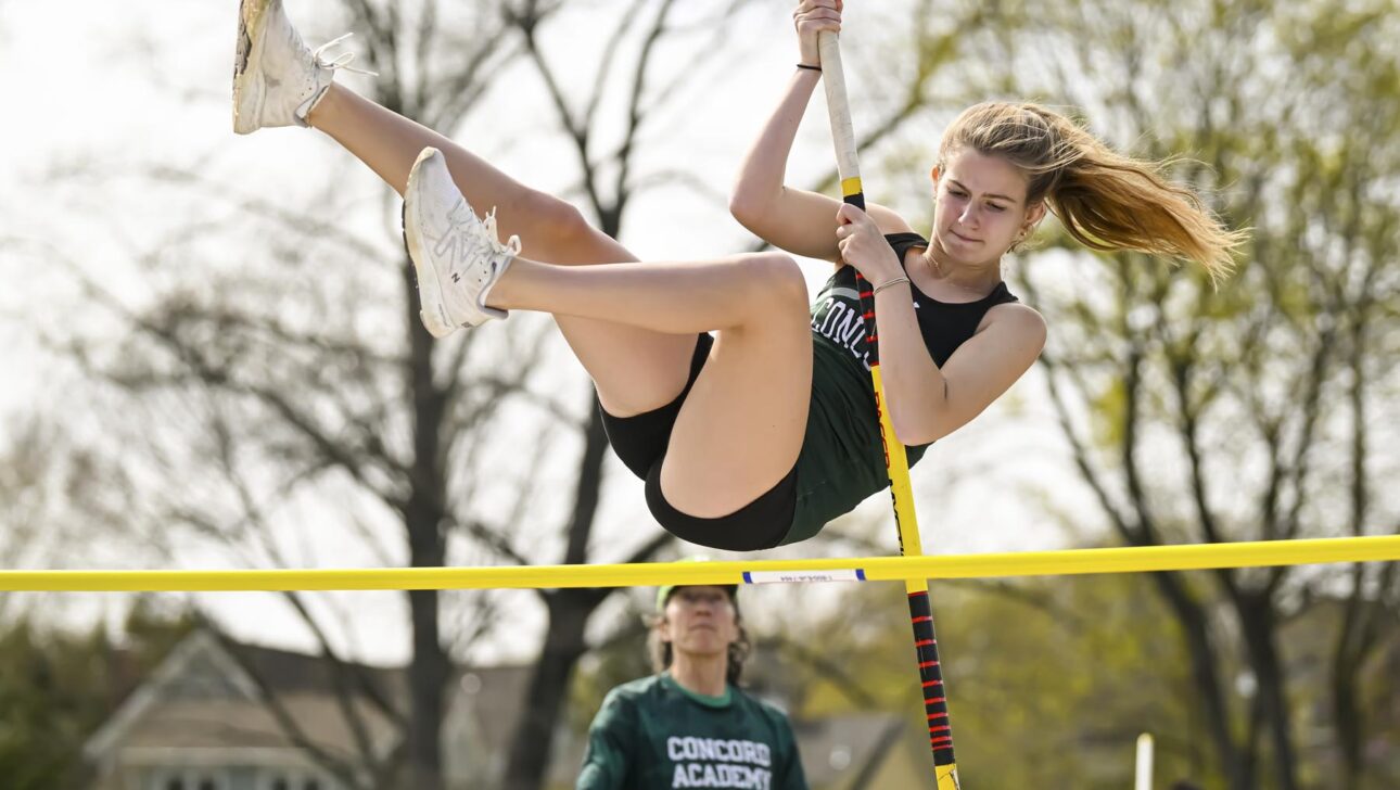 Learn more about Concord Academy’s girls varsity track and field team.