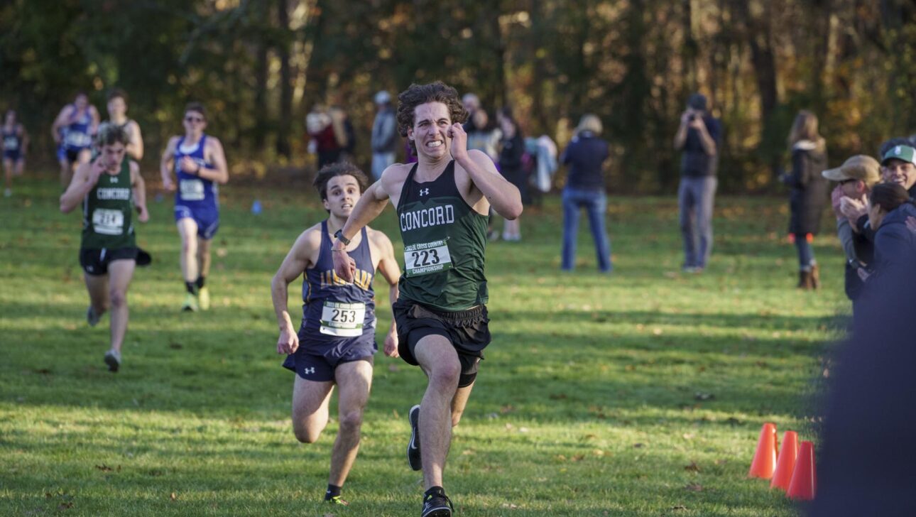 Learn more about Concord Academy’s boys varsity cross-country team